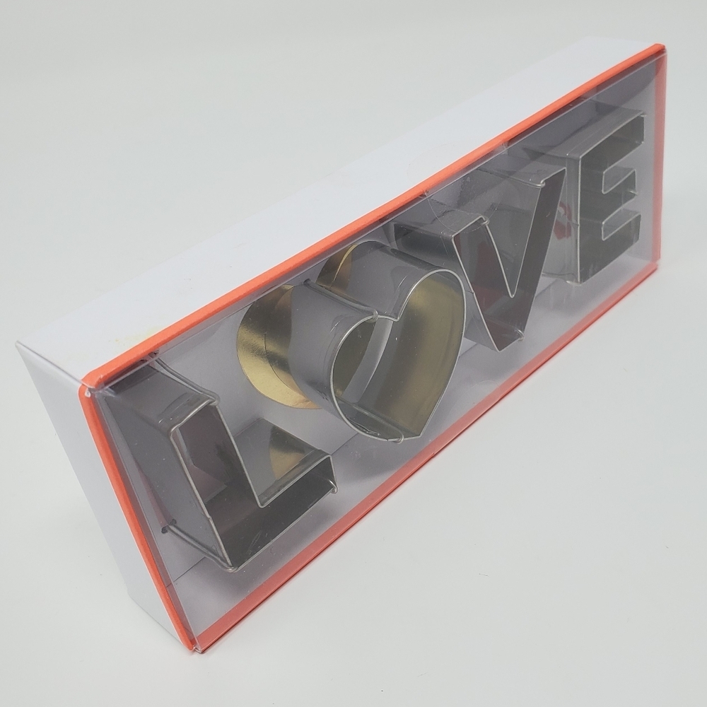 Meri Meri "LOVE"  Metal Cookie Cutter - Picture 2 of 3